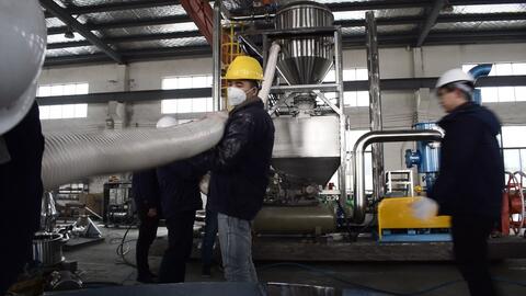 真空上料機工作原理與多物料吸放料演示解析